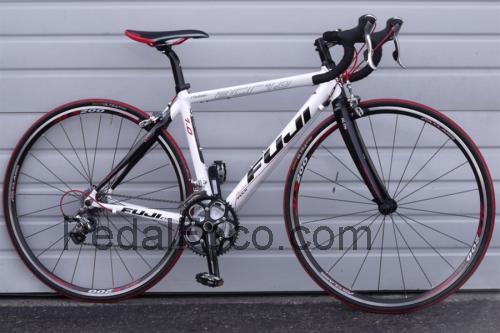 Fuji Roubaix ACR ficha tecnica